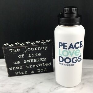 Life is Good - *Rare* ‘Peace Love Dogs’ 32oz Insulated H20 bottle. NWT Firm!